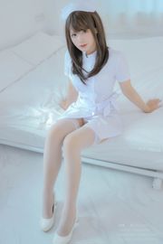 [Ảnh COSER màu đỏ ròng] Cô gái dễ thương Nyako Meow - Tòa nhà bí mật bị bệnh