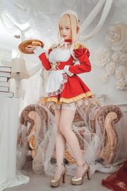 [Beauty Coser] Wenmei "The Maid of Nero"